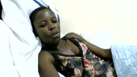 Snapshot of pretty_petite_ebony chatting on July 2026 05:36:02 AM pretty_petite_ebony online show from July 2026 05:36:02 AM