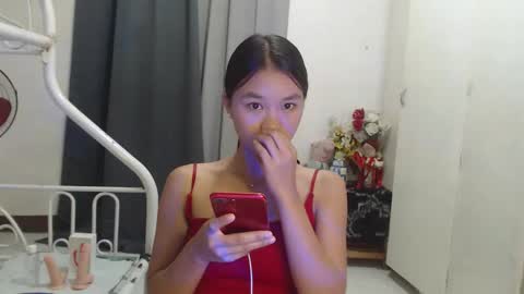 Snapshot of pretty_princes19 chatting on February 2026 10:37:01 PM Princess online show from February 2026 10:37:01 PM
