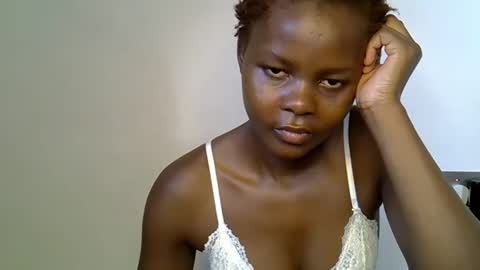 Snapshot of pretty_scooper chatting on May 2026 01:23:02 AM pretty_scooper online show from May 2026 01:23:02 AM