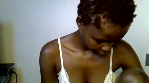 Snapshot of pretty_scooper chatting on May 2026 10:47:01 PM pretty_scooper online show from May 2026 10:47:01 PM