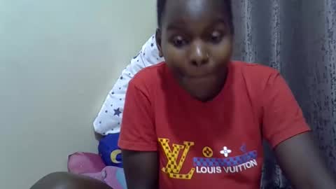 pretty_sheanna online show from October 2025 07:47:01 PM