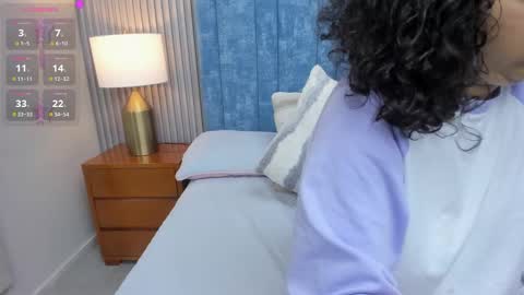 Daisy Flower online show from September 2025 01:39:01 AM