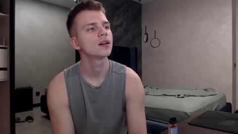 Snapshot of pretty_sweety chatting on June 2026 06:00:02 AM Justin online show from June 2026 06:00:02 AM