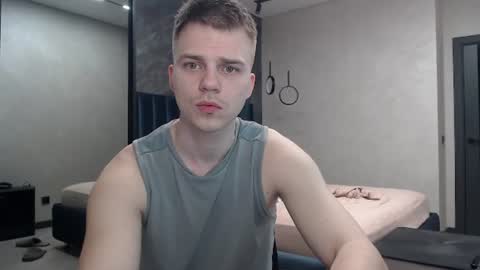 Snapshot of pretty_sweety chatting on June 2026 08:31:01 AM Justin online show from June 2026 08:31:01 AM
