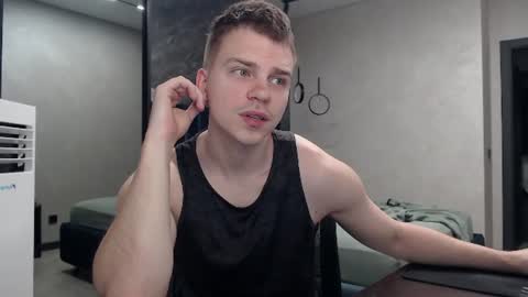 Snapshot of pretty_sweety chatting on July 2026 07:51:01 PM Justin online show from July 2026 07:51:01 PM
