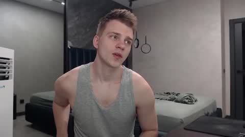 Snapshot of pretty_sweety chatting on July 2026 05:12:02 AM Justin online show from July 2026 05:12:02 AM