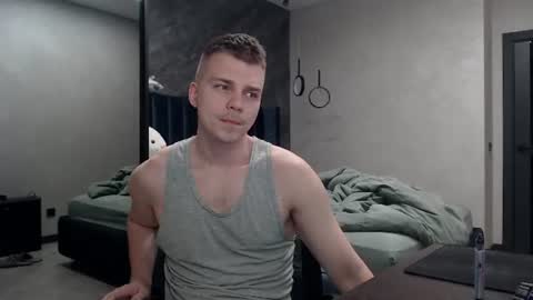 Snapshot of pretty_sweety chatting on July 2026 05:44:01 PM Justin online show from July 2026 05:44:01 PM