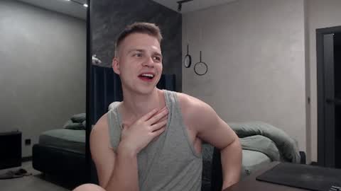 Snapshot of pretty_sweety chatting on July 2026 08:28:02 PM Justin online show from July 2026 08:28:02 PM