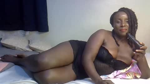 pretty_zio online show from April 2026 08:09:02 PM