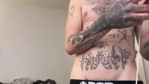 Snapshot of prettyboyszn chatting on May 2026 05:05:02 AM pretty boy online show from May 2026 05:05:02 AM