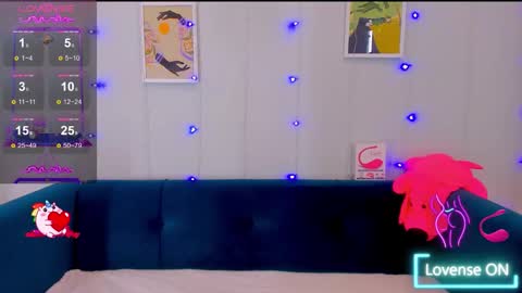 Snapshot of prettyevie chatting on January 2026 11:37:02 AM Evie online show from January 2026 11:37:02 AM