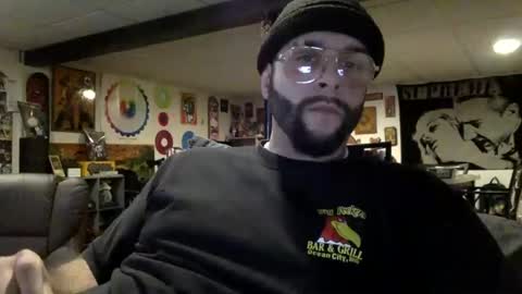 prettyglazed online show from February 2025 08:24:01 PM