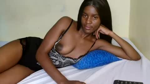 Snapshot of prettygoddess1 chatting on June 2026 04:55:01 AM Mary online show from June 2026 04:55:01 AM