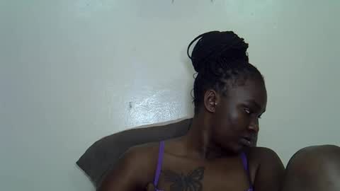 LILIAN online show from September 2025 06:19:02 PM