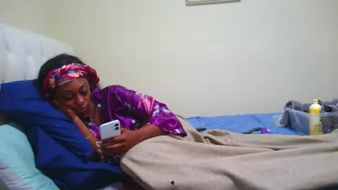 prettylondond online show from July 2026 10:39:01 AM