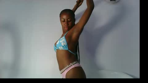 evelyn online show from October 2025 08:58:01 AM