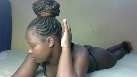 Melly online show from December 2025 11:17:01 AM