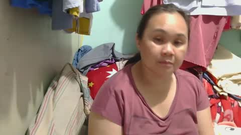 Snapshot of prettynhing chatting on December 2024 04:14:02 PM Nhing online show from December 2024 04:14:02 PM