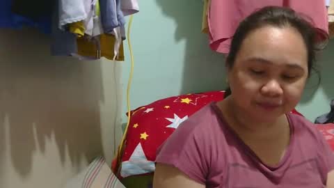 Snapshot of prettynhing chatting on December 2024 01:51:02 AM Nhing online show from December 2024 01:51:02 AM