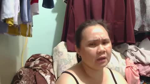 Snapshot of prettynhing chatting on December 2024 02:01:01 PM Nhing online show from December 2024 02:01:01 PM
