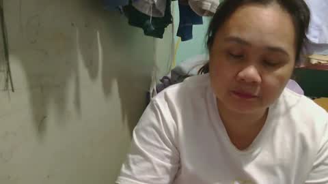 Snapshot of prettynhing chatting on January 2025 03:49:02 PM Nhing online show from January 2025 03:49:02 PM