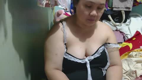 Snapshot of prettynhing chatting on January 2025 03:31:02 PM Nhing online show from January 2025 03:31:02 PM