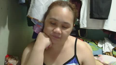 Snapshot of prettynhing chatting on February 2025 10:43:02 AM Nhing online show from February 2025 10:43:02 AM