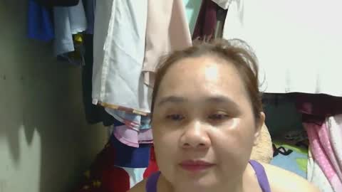Snapshot of prettynhing chatting on February 2025 01:10:02 PM Nhing online show from February 2025 01:10:02 PM