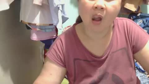 Snapshot of prettynhing chatting on February 2025 04:17:02 AM Nhing online show from February 2025 04:17:02 AM