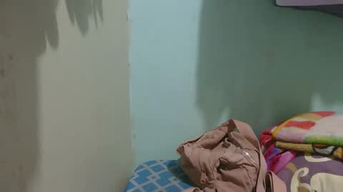 Snapshot of prettynhing chatting on September 2025 12:19:01 PM Nhing online show from September 2025 12:19:01 PM