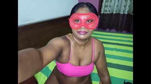 Prettypriya online show from February 2026 11:42:02 PM