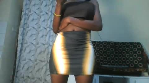 prettypussy_24 online show from June 2026 08:00:02 PM