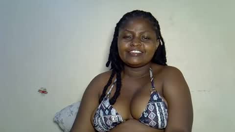 Snapshot of prettyriss chatting on June 2026 05:22:02 PM prettyriss online show from June 2026 05:22:02 PM