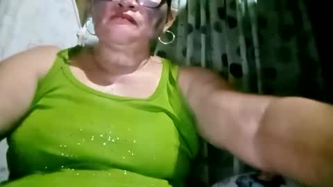 Snapshot of prettyrose01 chatting on June 2026 01:05:02 PM prettyrose01 online show from June 2026 01:05:02 PM