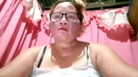 Snapshot of prettyrose01 chatting on June 2026 12:38:02 PM prettyrose01 online show from June 2026 12:38:02 PM