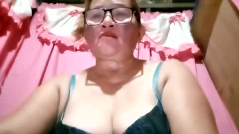 Snapshot of prettyrose01 chatting on July 2026 07:49:02 PM prettyrose01 online show from July 2026 07:49:02 PM