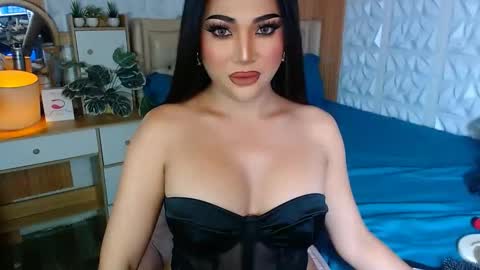 Snapshot of prettysexymaria chatting on December 2025 09:18:01 AM prettysexymaria online show from December 2025 09:18:01 AM
