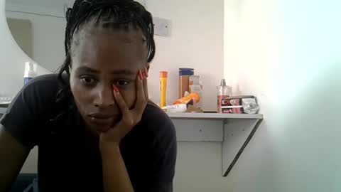 Snapshot of prettysmallsquiter chatting on May 2026 02:22:02 PM apple online show from May 2026 02:22:02 PM