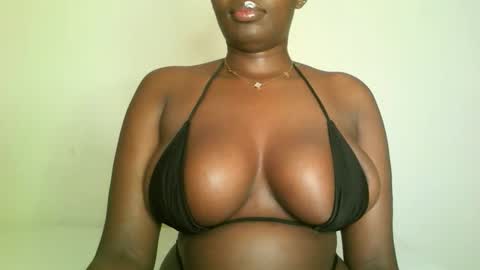 prettyvishy online show from March 2026 06:18:02 PM