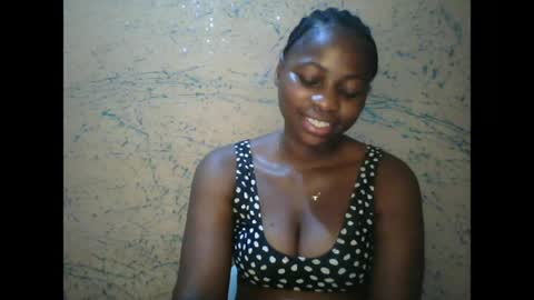 prettyxxpac online show from April 2026 02:25:02 AM