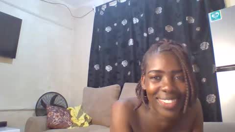 prettyzuzu online show from September 2025 08:45:01 PM