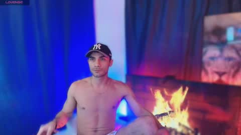 pridelgtbi online show from October 2025 07:14:02 PM