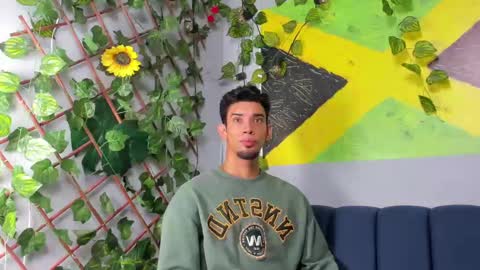 prince_arthur77 online show from November 2025 01:22:02 PM