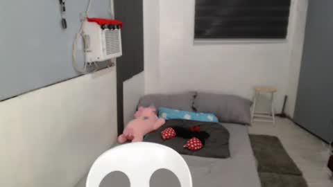 Prince Adrian online show from October 2025 07:12:01 PM