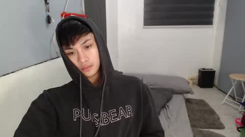 Prince Adrian online show from November 2025 06:18:01 PM