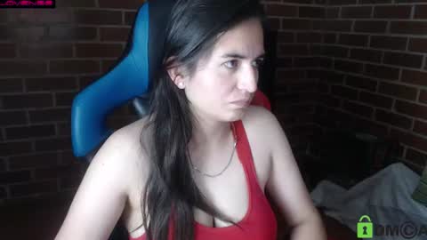 Snapshot of princesa_leia_zathur chatting on June 2026 11:13:01 PM Leia online show from June 2026 11:13:01 PM