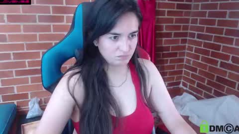Snapshot of princesa_leia_zathur chatting on June 2026 02:32:02 PM Leia online show from June 2026 02:32:02 PM