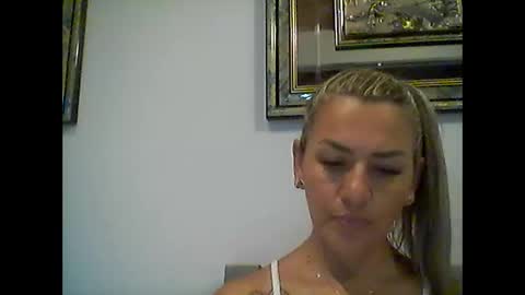 princesita2102 online show from April 2026 02:51:01 AM