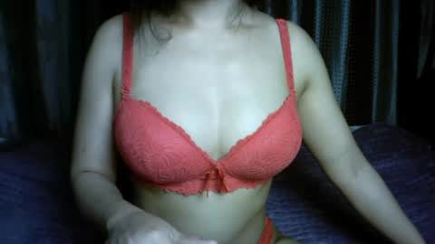 Snapshot of princess916446 chatting on June 2026 05:17:02 AM princess online show from June 2026 05:17:02 AM
