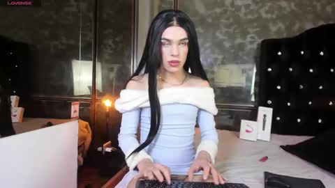 valery online show from November 2025 07:51:02 PM